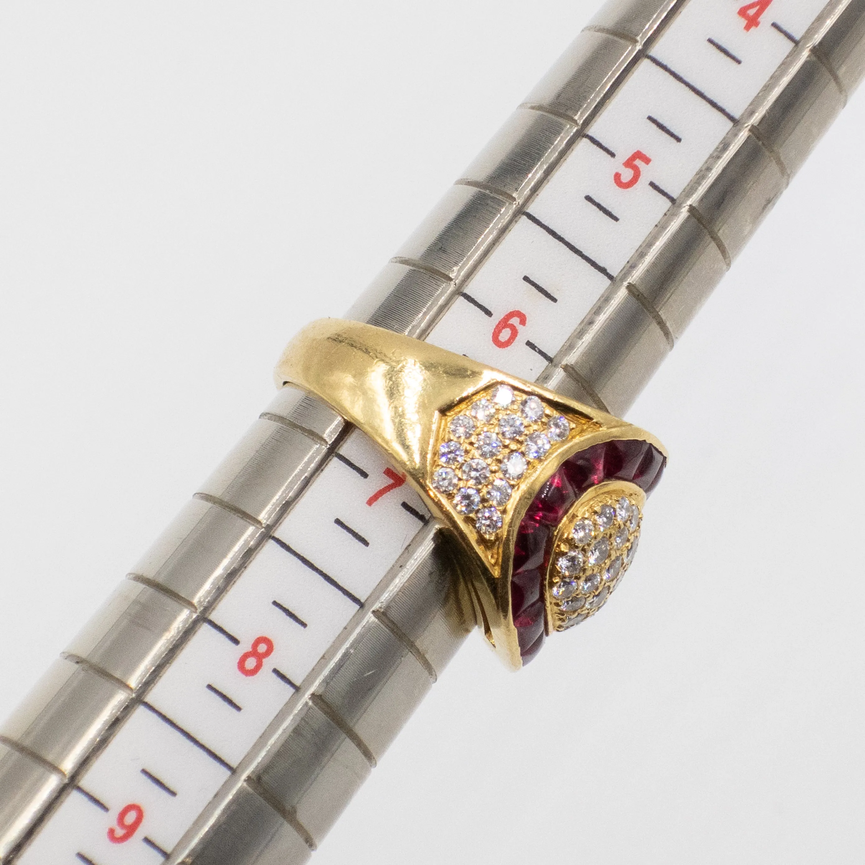 18KT Yellow Gold Cocktail Ring - Size 6.75