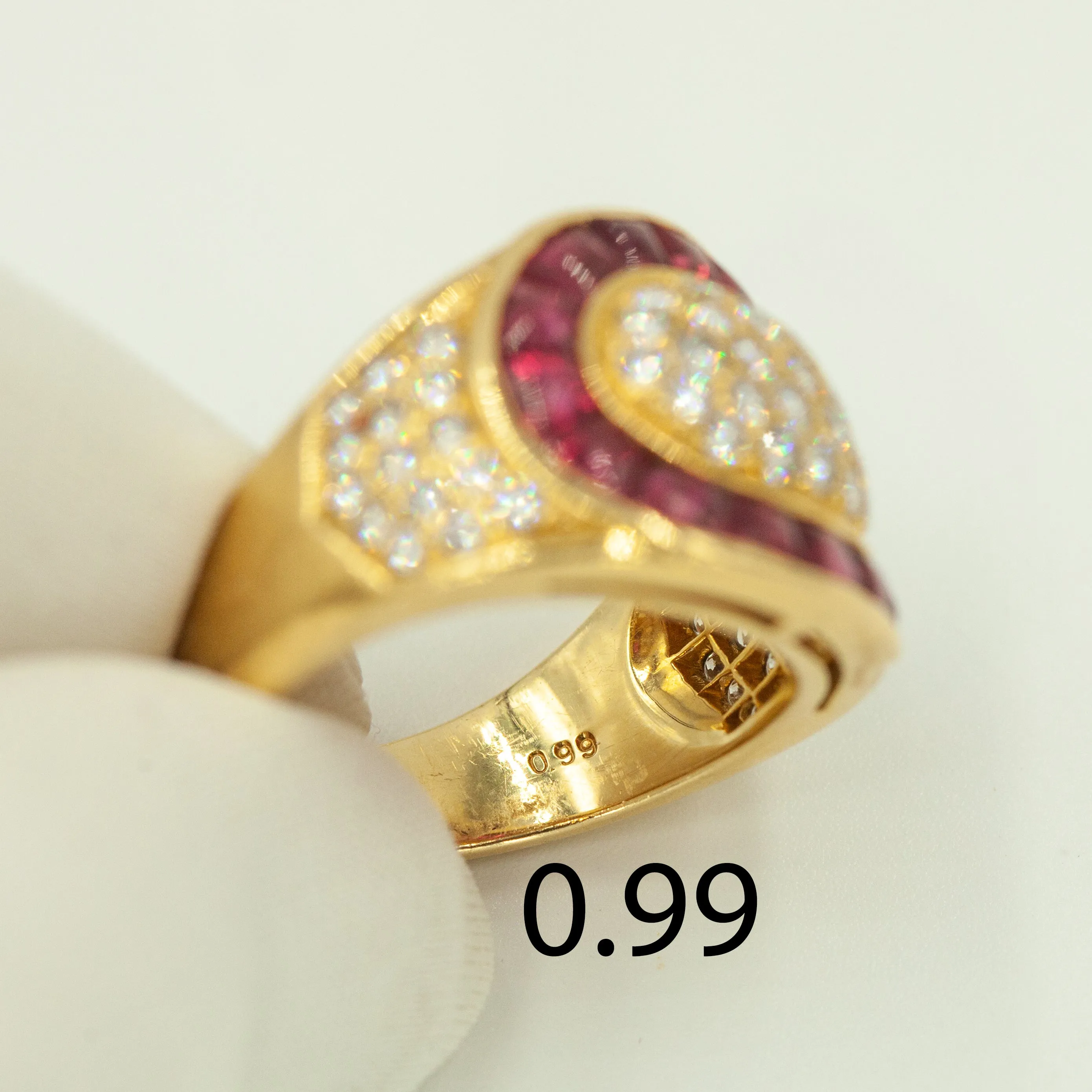 18KT Yellow Gold Cocktail Ring - Size 6.75