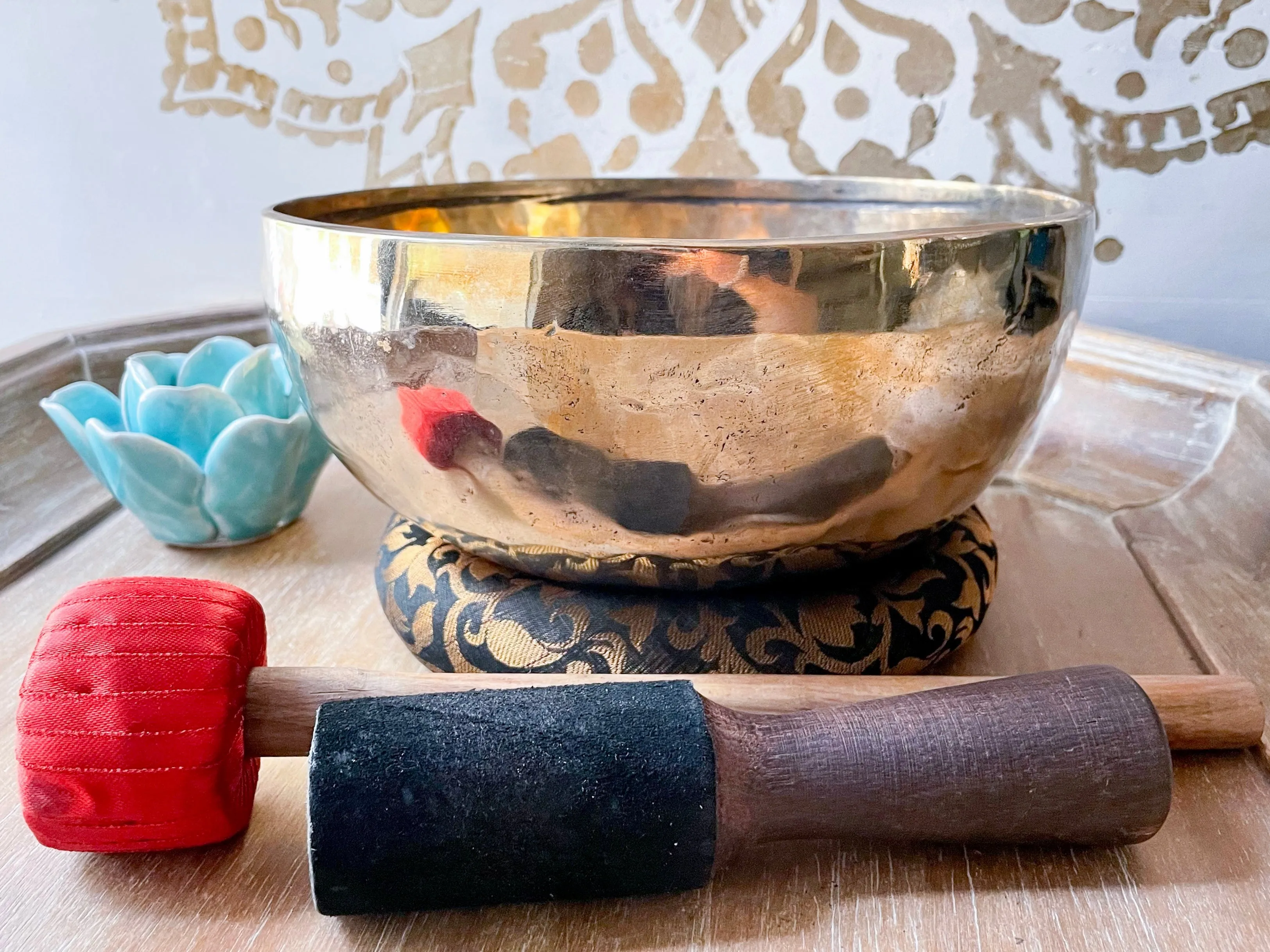 8.5 Sunrise Tibetan Singing Bowl