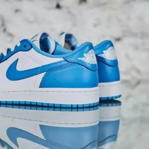 Air Jordan 1 Low SB UNC