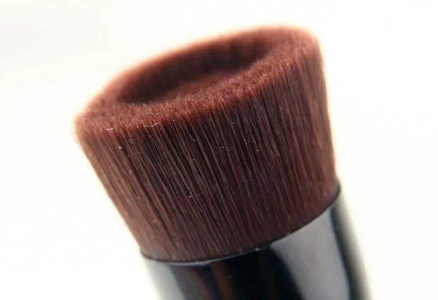 BARE MINERALS Bare Escentuals Perfecting Foundation Face Brush