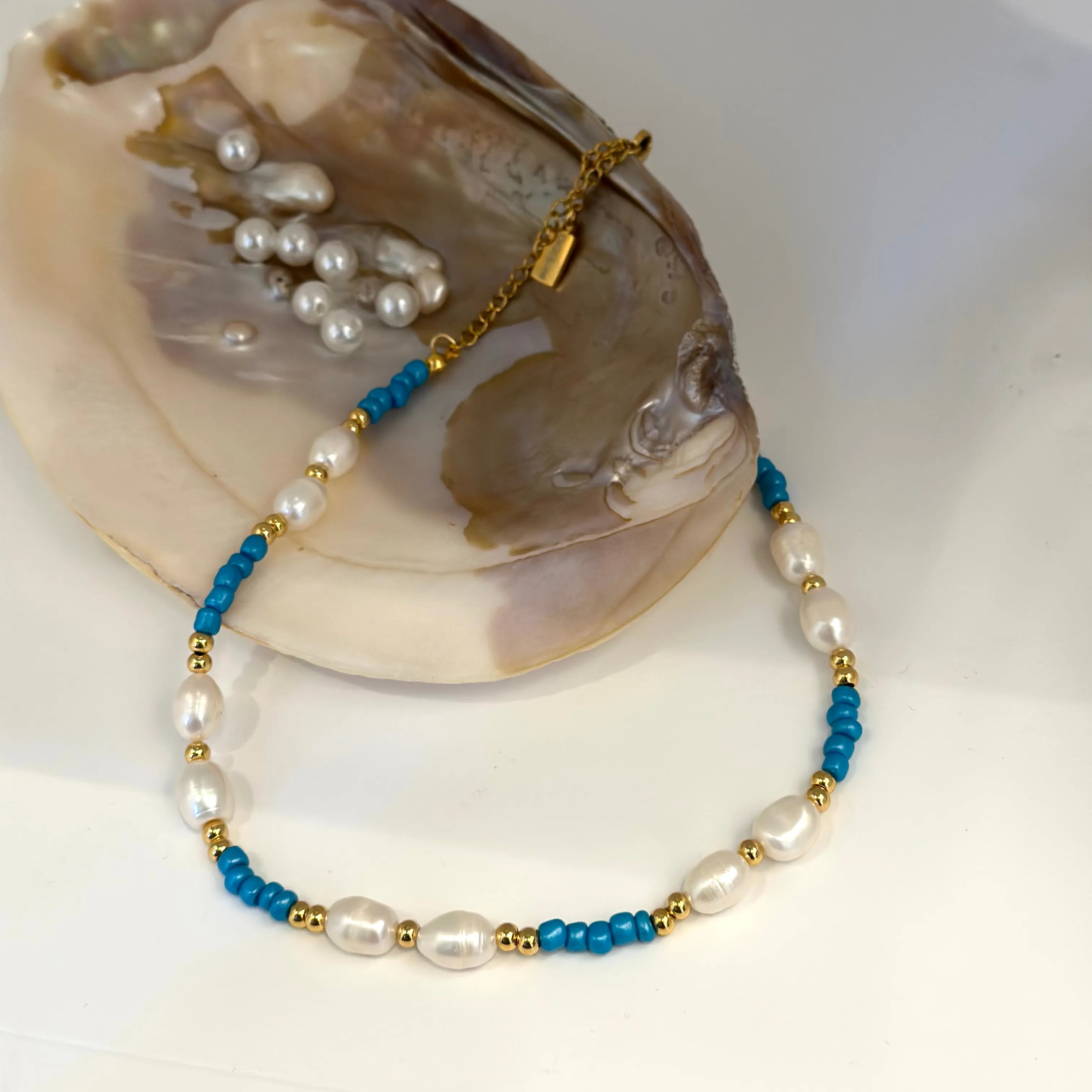 Blue Pearl necklace