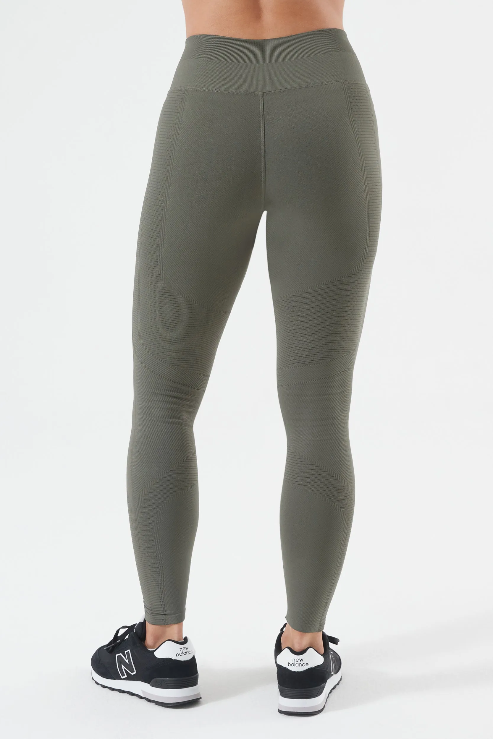 Body Engineered® One By One Legging