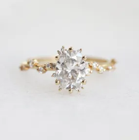 Bokeh Oval Diamond Ring