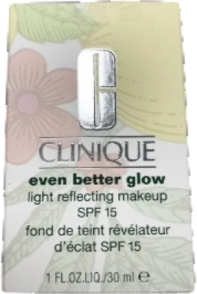 Clinique Even Better Glow Light Reflecting Makeup Spf 15 Foundation Amber 30ml