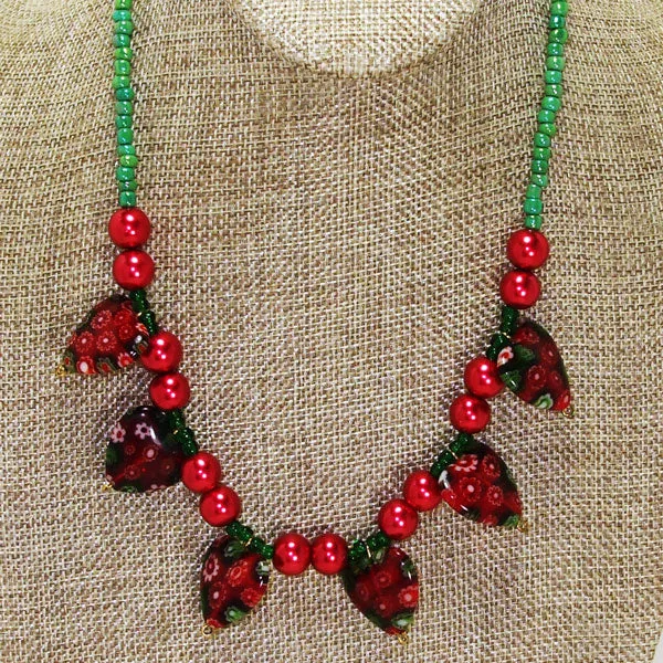 Ebony Beaded Christmas Necklace