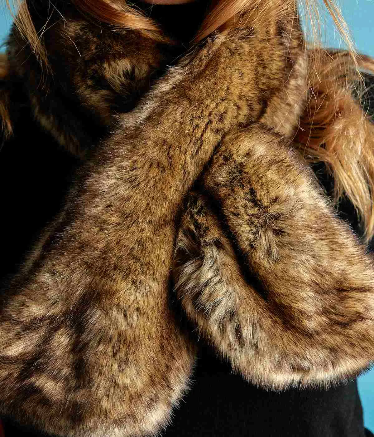 Josephine Vegan Fur Scarf | Canadian Wolf