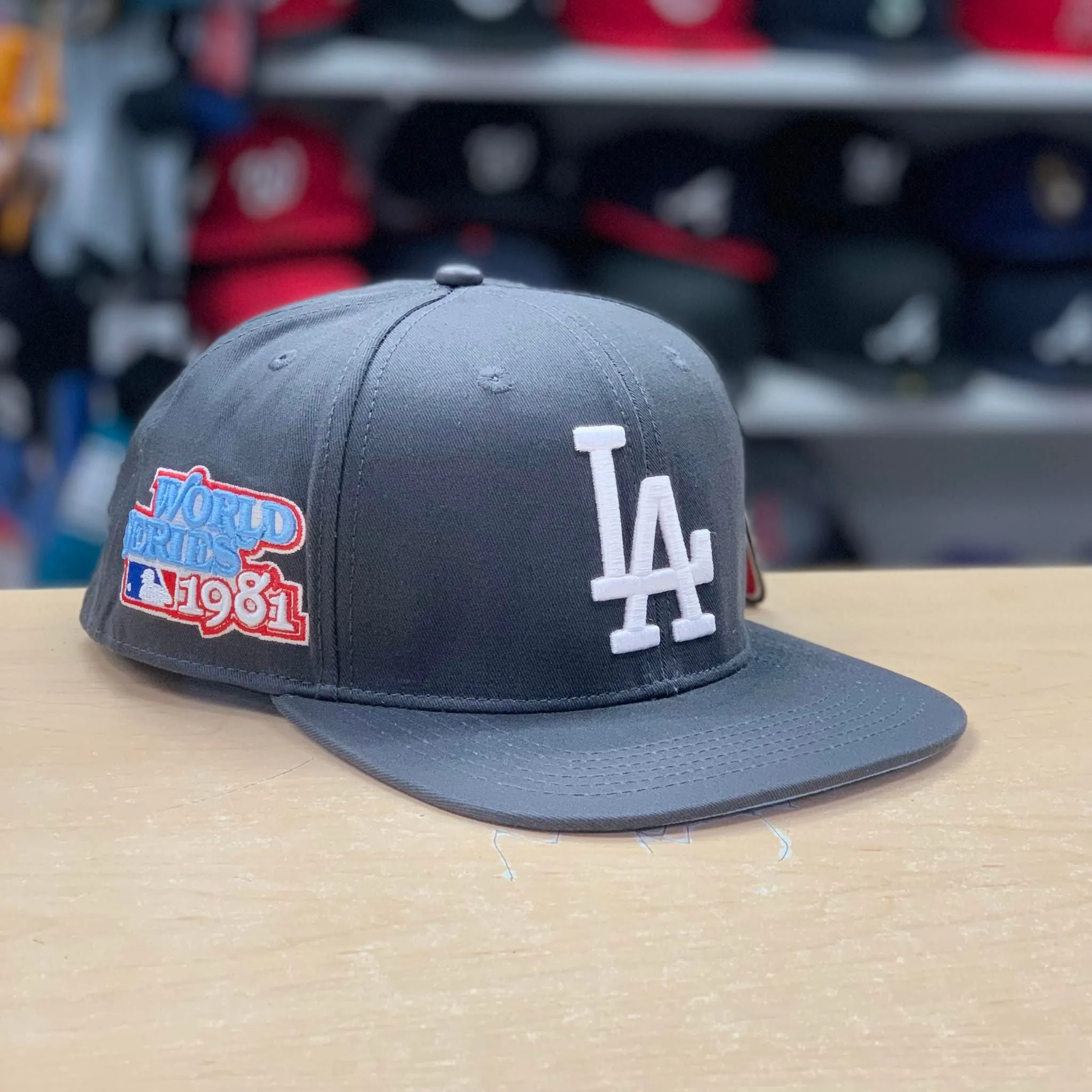 Los Angeles Dodgers Pro Standard Patch Snapback