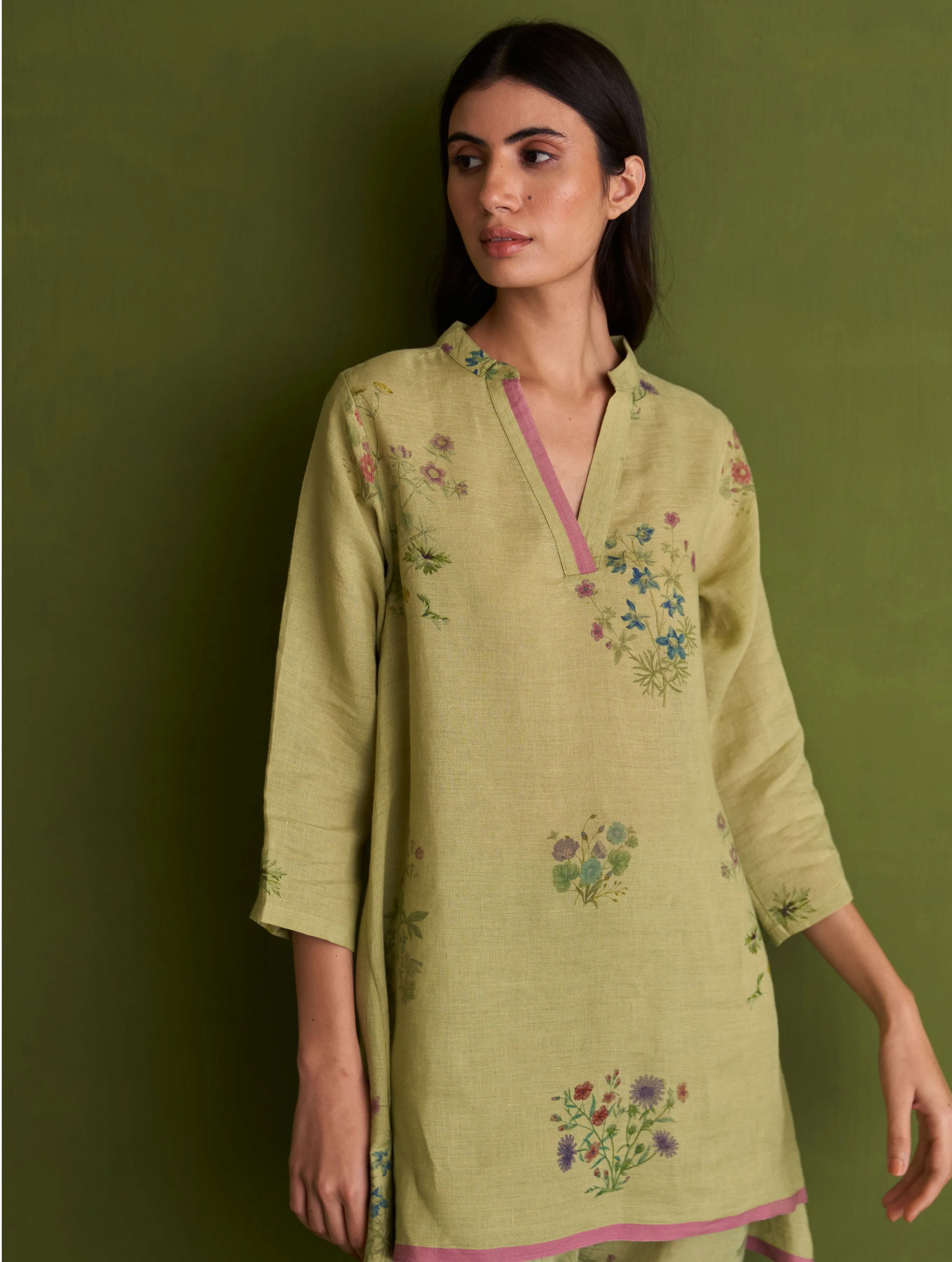 Maho Botanical Linen Kurta - Fern