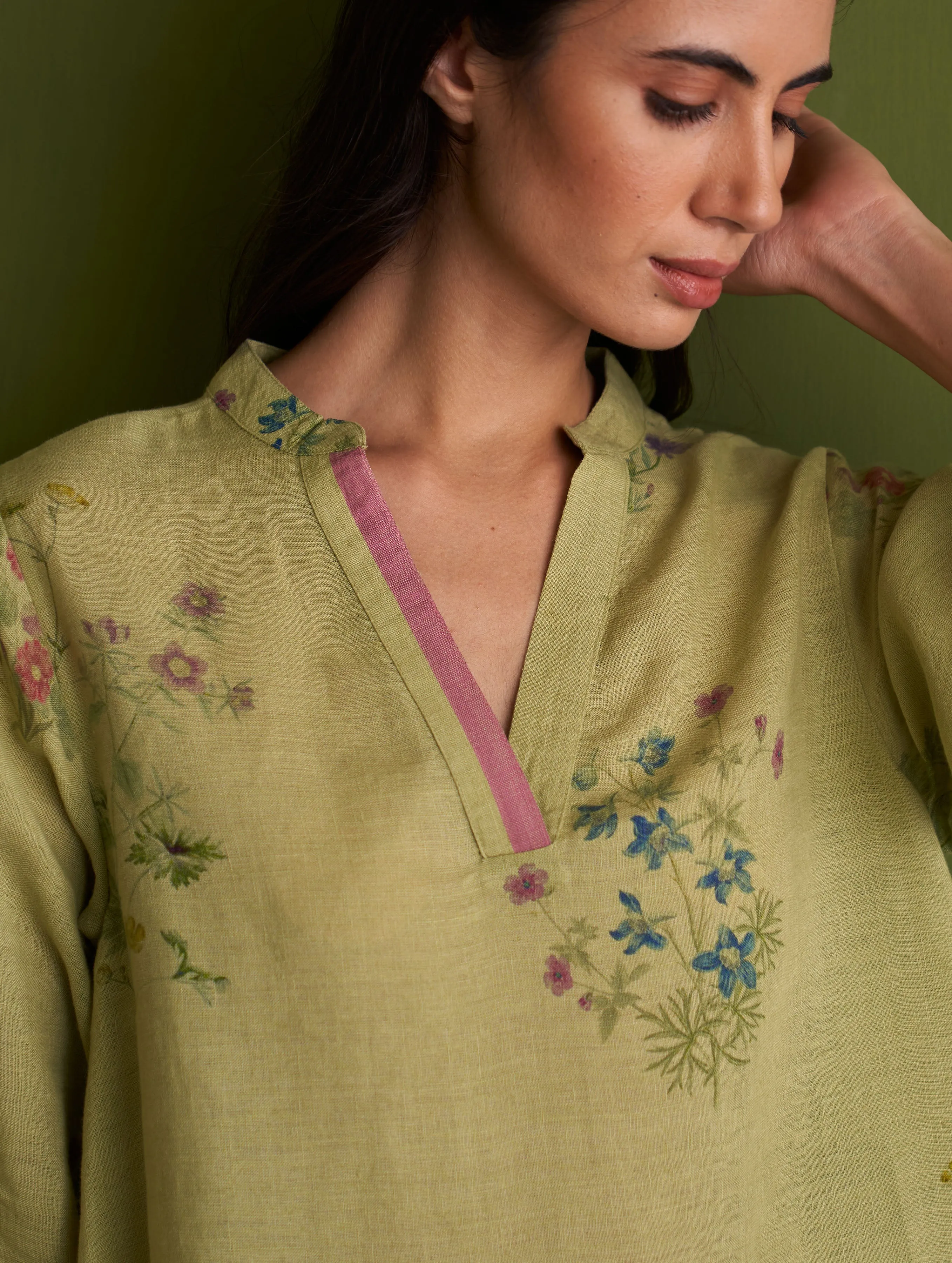 Maho Botanical Linen Kurta - Fern