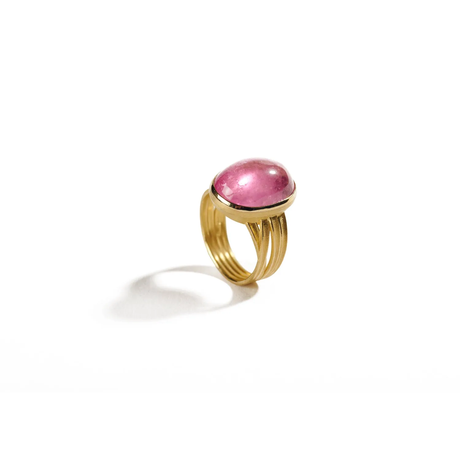 Oval Pink Tourmaline Ring in Gold