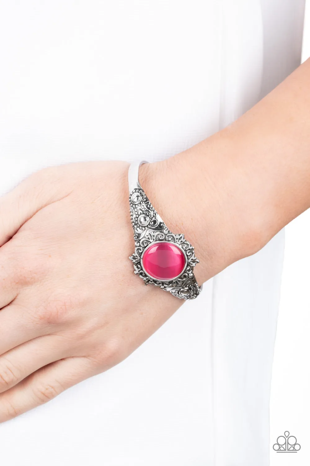 Paparazzi Extravagantly Enchanting Pink Bracelet