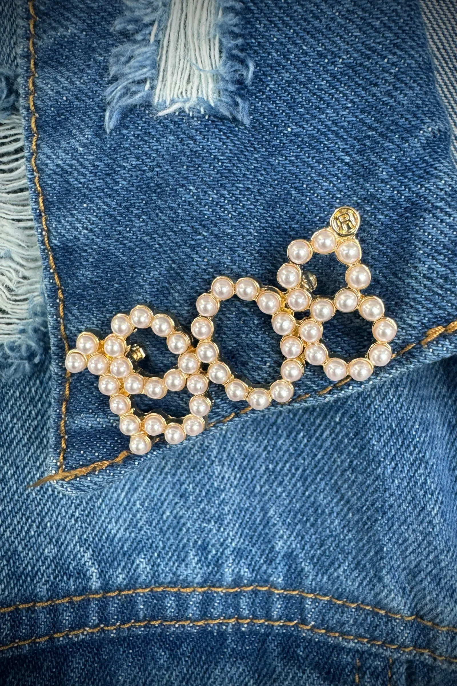 Pearl 1908 Pin