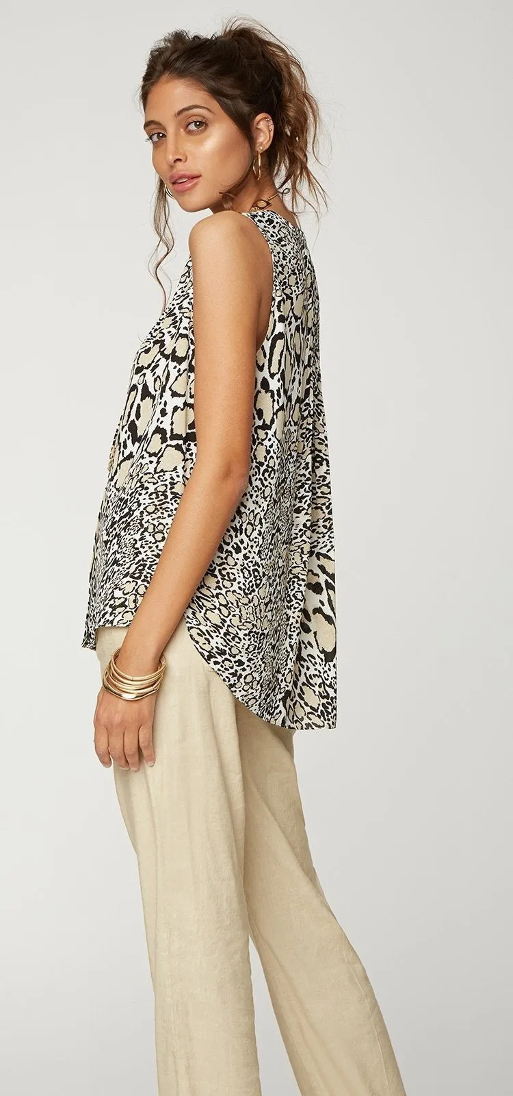 Sleeveless Pintuck Blouse Dierenprint | Abstract Jaguar