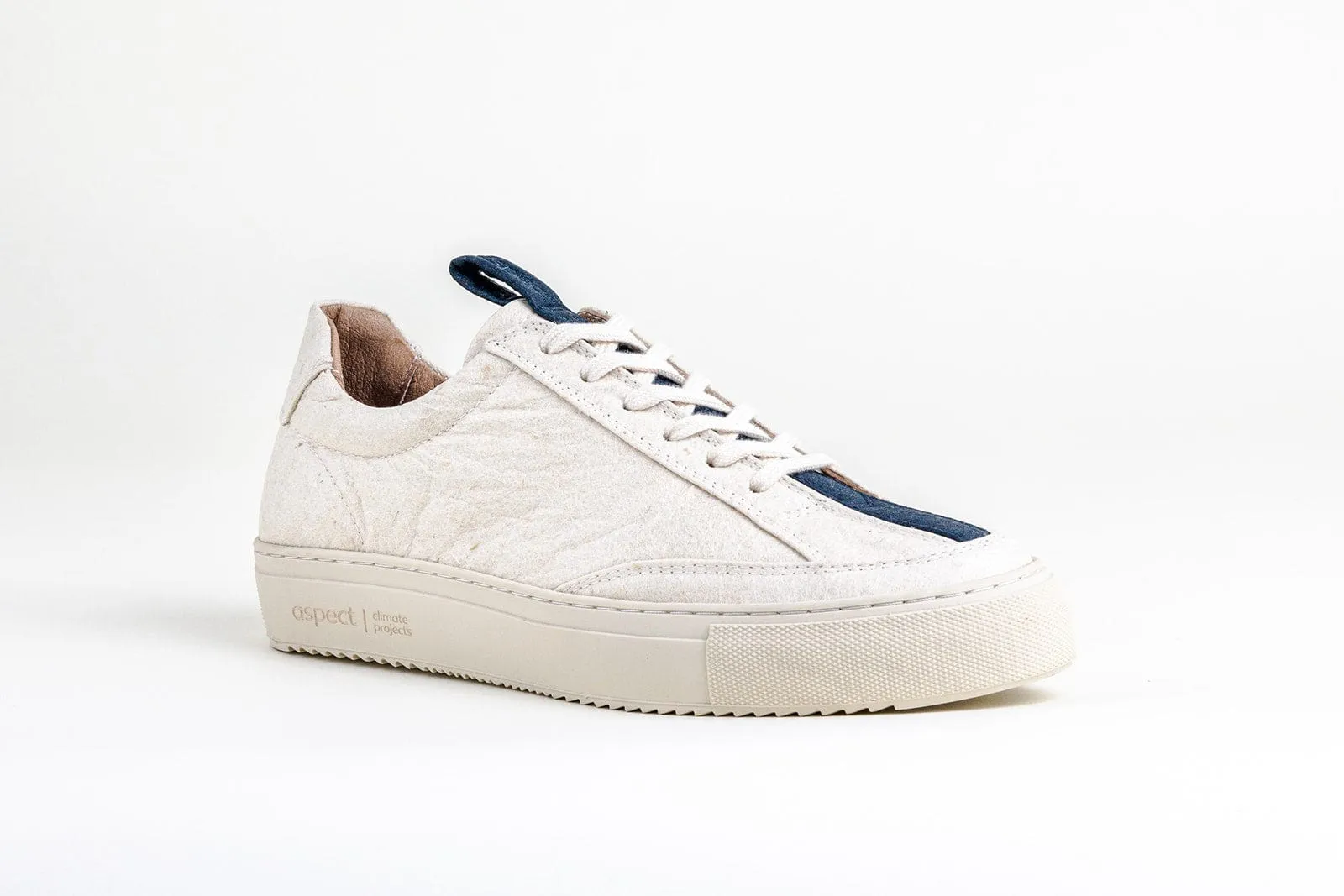 Suber Pineapple Leather Vegan Sneakers | Ecru